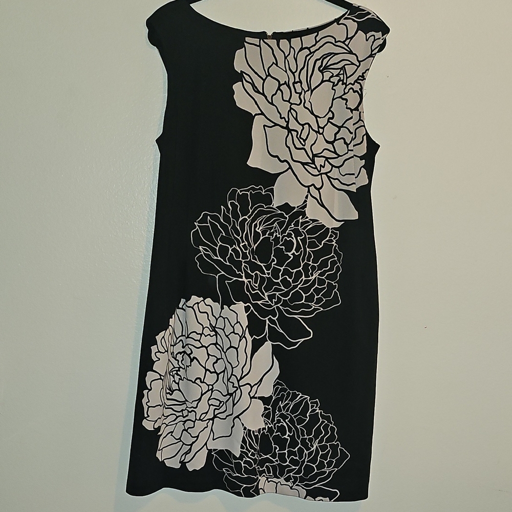 Vince Camuto Black and White Floral Midi Dress